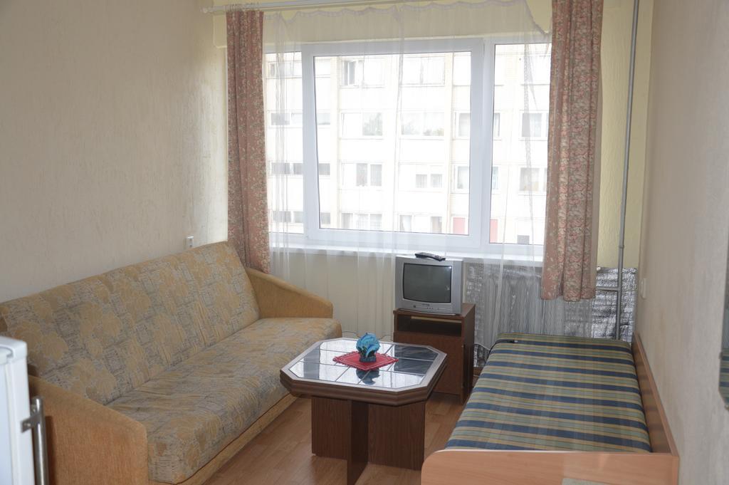 Chernobyl Type Rooms In A Block Flat House Šiauliai Esterno foto