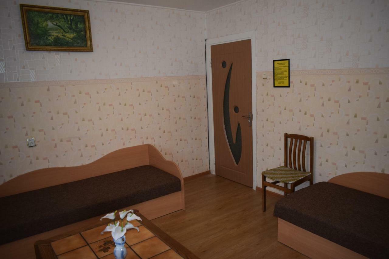 Chernobyl Type Rooms In A Block Flat House Šiauliai Esterno foto