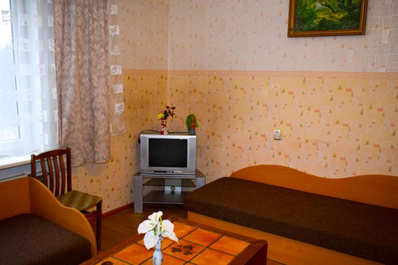 Chernobyl Type Rooms In A Block Flat House Šiauliai Esterno foto